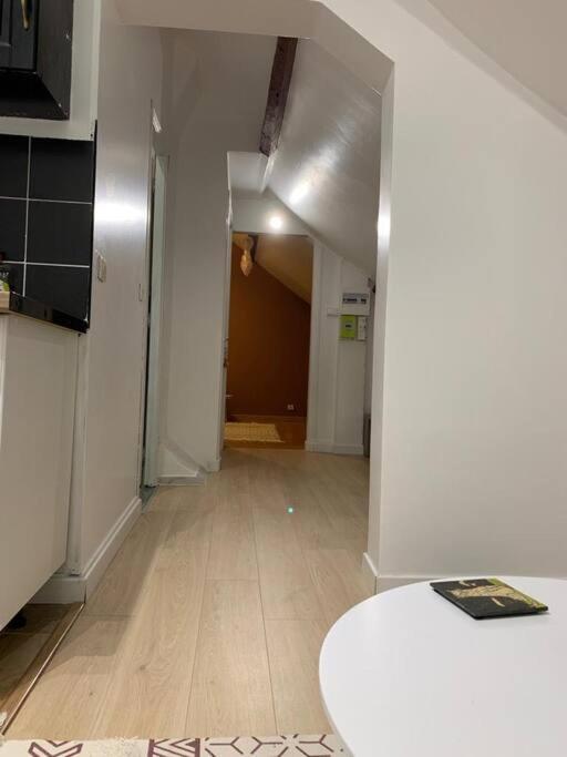 Appartement De Charme - 41M² Rosny-sur-Seine ภายนอก รูปภาพ