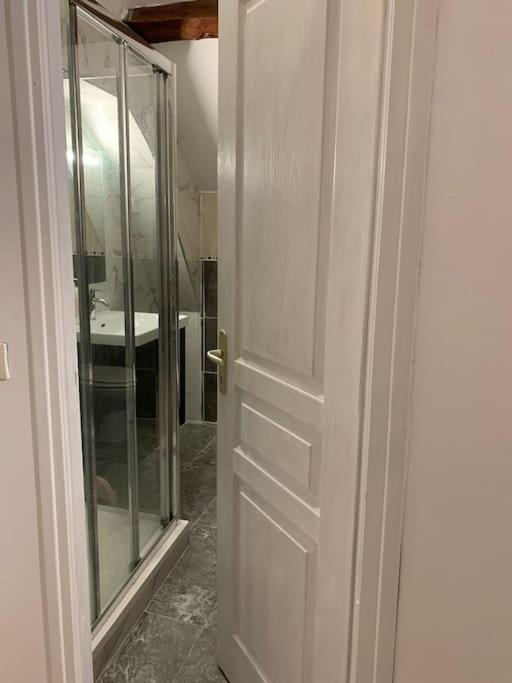 Appartement De Charme - 41M² Rosny-sur-Seine ภายนอก รูปภาพ